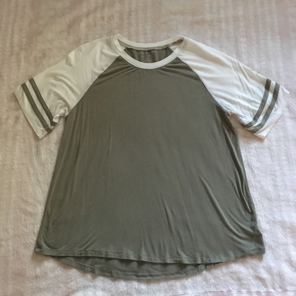 Soft and flowy army green shirt